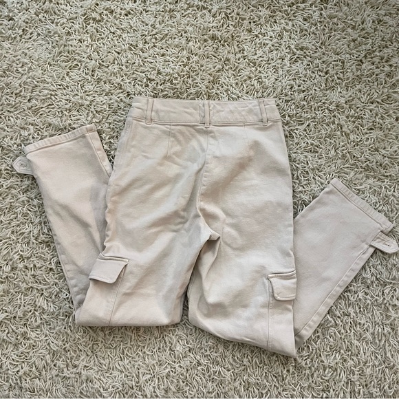 aritzia wilfred free straight leg high rise denim cargo cream off-white biege - Picture 6 of 8